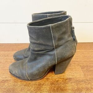 Rag & bone | Woman’s 6 Classic Newbury Granite Leather Booties Size 38.5